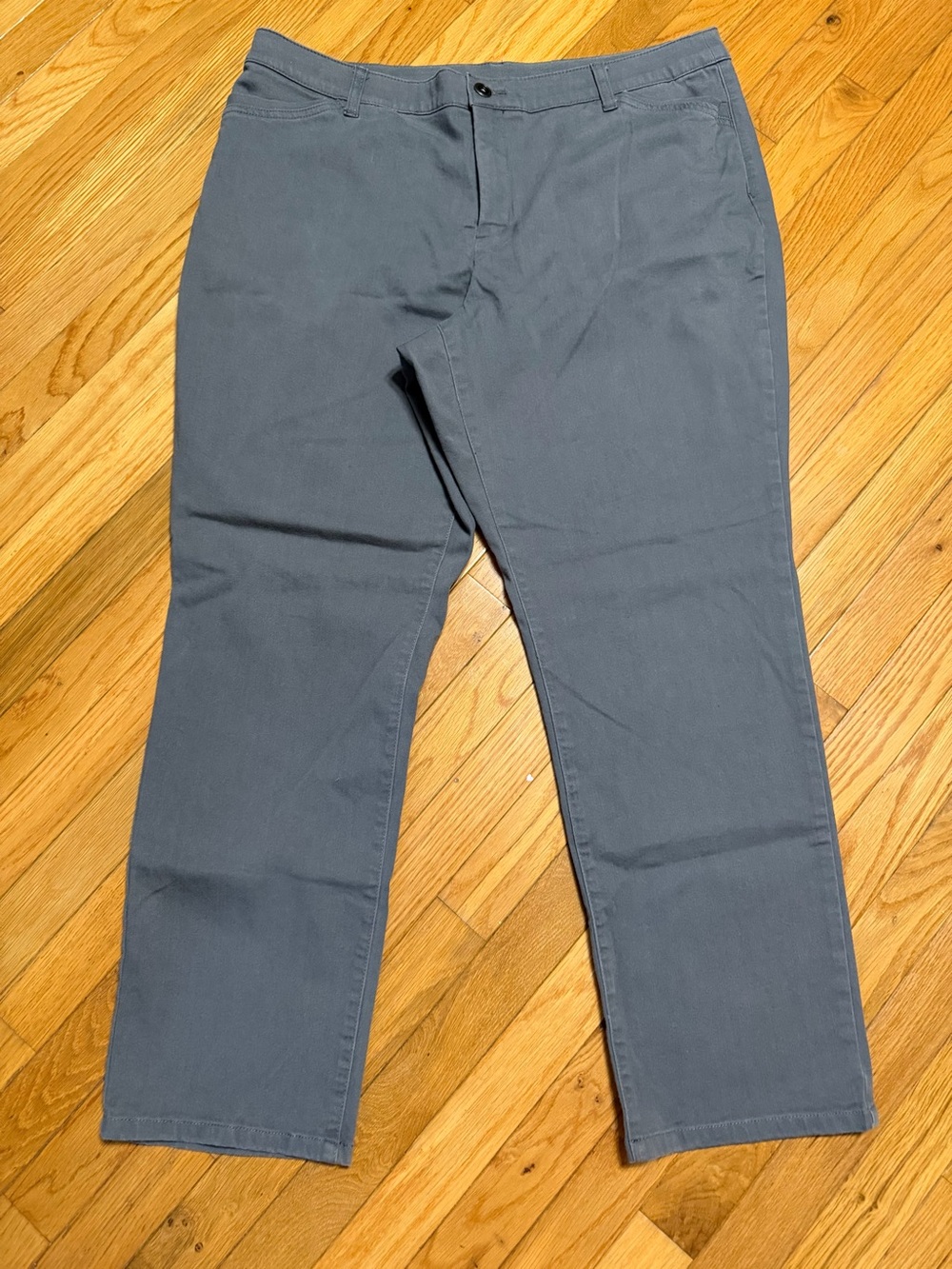 Women’s Classic Straight Chinos in Slate Gray